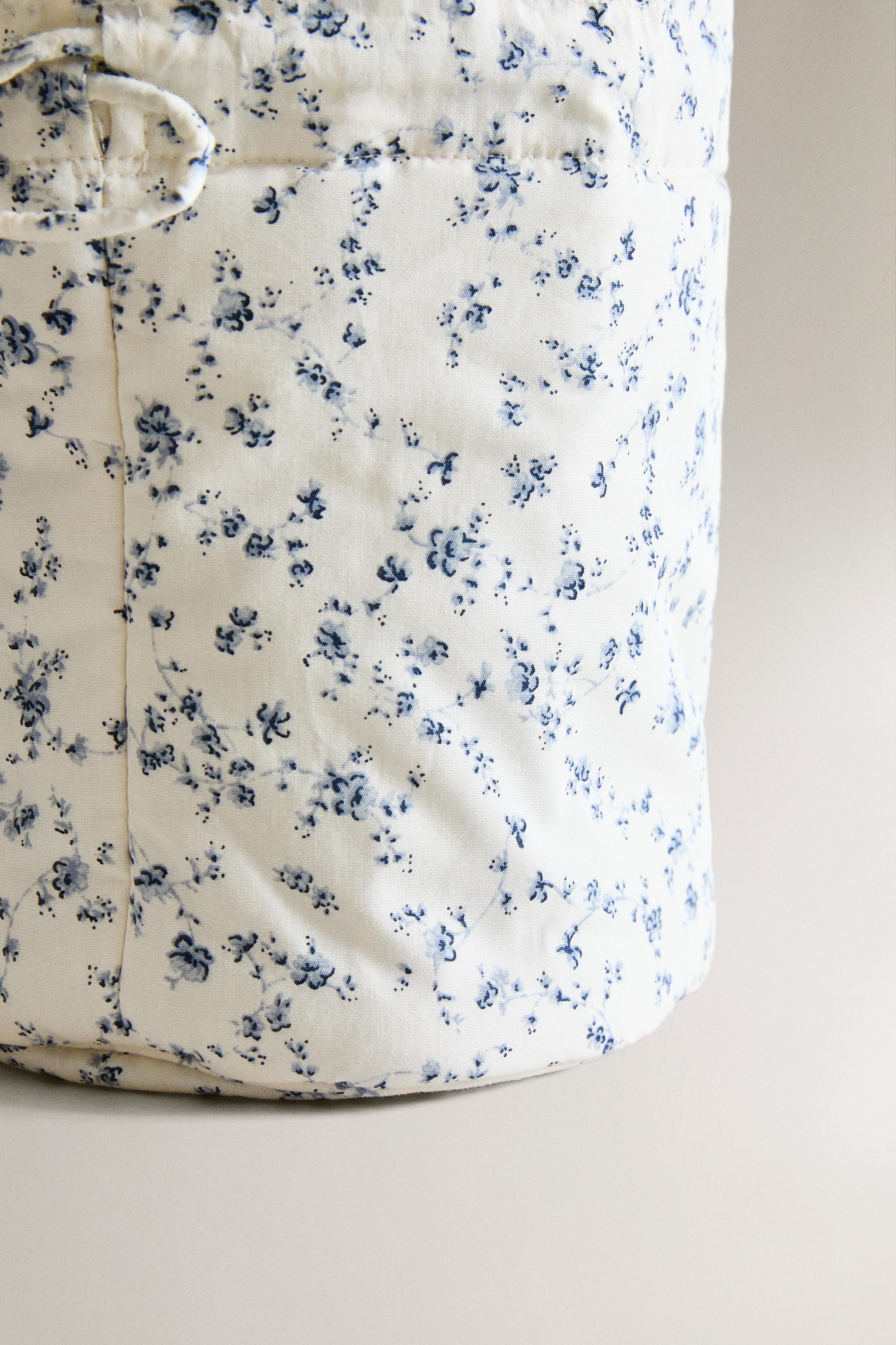 BABY BLUE FLORAL BUCKET BAG